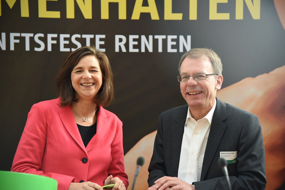 Katrin Göhring-Eckardt begrüßte die Teilnehmer zusammen mit Markus Kurth (Foto: Marco Lange/Grüne Bundestagsfraktion)