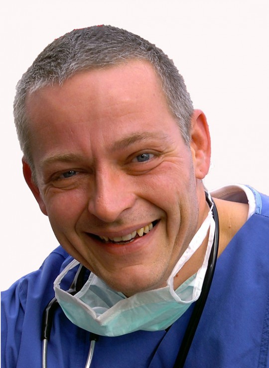 Dr. Nicolai Schaefer