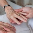 Pflegefall in der Familie: Warum Selbstständige mehrfach benachteiligt werden