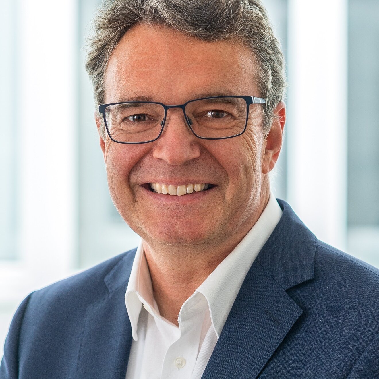 Dr. Thomas Rotthowe
