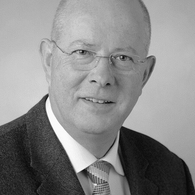 Helmut W. Boor
