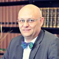 Dr. Peter Meides