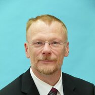 Frank Tiefenau