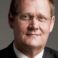 Dr. Jörg Straßburger