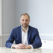 Dr. Thomas Hammer, MBA