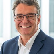 Dr. Thomas Rotthowe