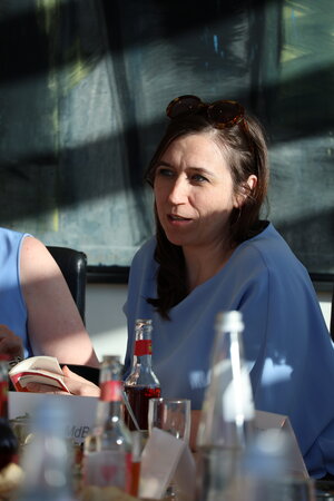 Auch MdB Katharina Beck diskutierte mit.