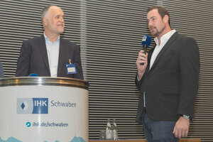 Dr. Andreas Lutz (VGSD) und Tobias Büttgen (Rooffox GmbH) bei der Podiumsdiskussion
