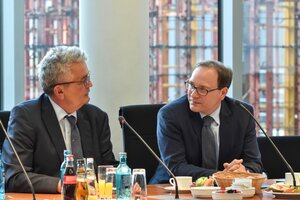 Bertram Brossardt, Hauptgeschäftsführer vbw, im Gespräch mit MdB Karsten Klein (FDP)