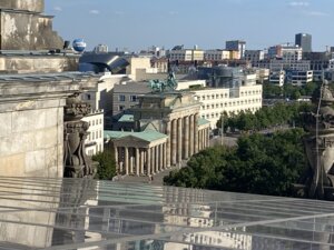 Blick hinab zum Brandenburger Tor