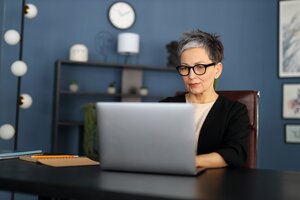 Ran an den Rechner: Schreib deinen Abgeordneten und fordere sie auf, sich für eine faire Aktivrente einzusetzen!