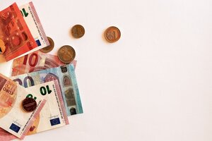 Neben einer Mahnung gibt es noch andere Möglichkeiten, nicht-zahlende Kunden zur Verantwortung zu ziehen