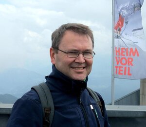 Frank verfolgte seine Kindheitsträume – und schreckte dennoch nicht vor Neuanfängen zurück. Besonders stolz ist er jetzt auf den Schritt in die Selbstständigkeit.