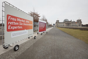 Vor dem Reichstag