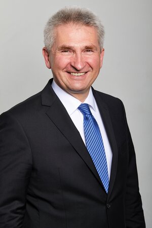 Prof. Dr. Andreas Pinkwart ist NRW-Wirtschaftsminister und aktuell Vorsitzender der Wirtschaftsministerkonferenz der Länder