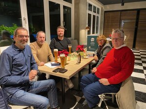 Das Jahr 2022 hat Selbstständigen einiges abverlangt... Die Stimmung beim Jahresabschlusstreffen der Regionalgruppe im Ruhrgebiet war trotzdem positiv! 