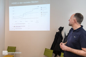 Wolf Szameit und Andreas Lutz erläutern die Entwicklung des VGSD in den sozialen Medien