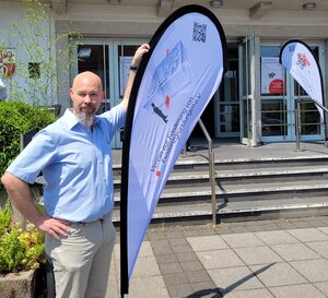 Für Kooperationen ist der VGSD Rhein-Main offen: Markus Schaible besuchte die Jubiläumsfeier des Verein zur Förderung von Existenzgründungen e.V. in Kelkheim und schloss viele nützliche Kontakte!
