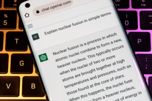 Der Chatbot "ChatGPT" könnte 2023 zu einem Durchbruch im Bereich der künstlichen Intelligenz führen  