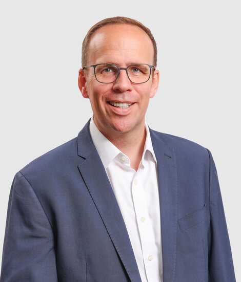 Jörn Freynick, Leiter Politik