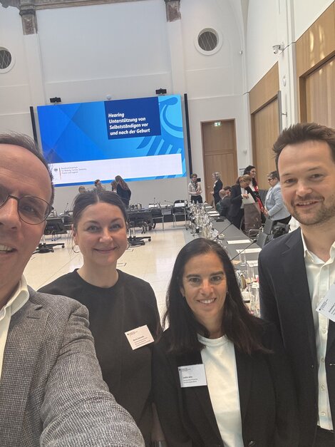 Jörn Freynick mit Marta Zelewska (CDH), Judith John (BVK) und Antonius von Loe (BDD). Foto: Jörn Freynick