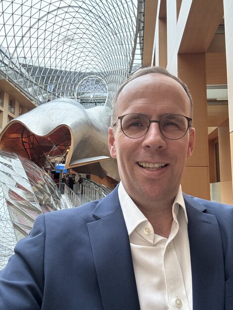 Unser politischer Leiter Jörn im Axica Kongresszentrum in Berlin.