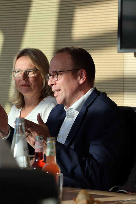 ...sowie unser Leiter Politik Jörn Freynick. 