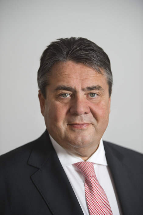 Sigmar Gabriel war bis Januar 2017 Wirtschafts- und bis März 2018 Außenminister