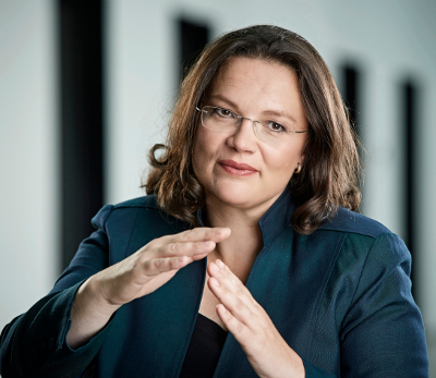 Auf Kollisionskurs mit der Realität? Die Rentenprognosen von Andrea Nahles enden im falschen Moment.