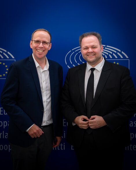 Besuch in Brüssel: Mit Engin Eroglu MEP tauschte sich Jörn Freynick zur europäischen Wirtschaftspolitik aus. 