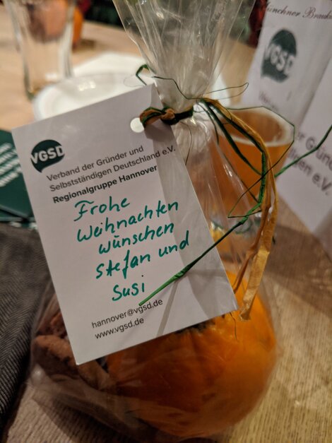 Alle Teilnehmer erhielten ein Weihnachtsgeschenk