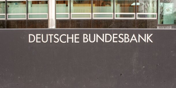"AWV-Meldepflicht beachten": Muss ich meine Auslandsüberweisung wirklich melden oder bin ich davon befreit?