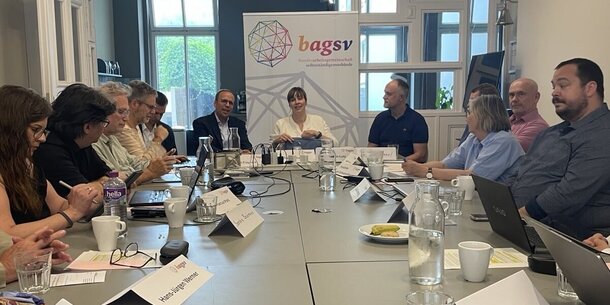 Bundesarbeitsgemeinschaft Selbstständigenverbände: BAGSV-Treffen mit CDU-MdB Nora Seitz als Gast
