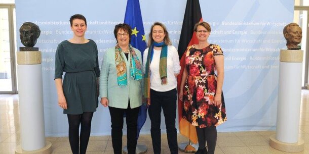 Wirtschaftsministerin Zypries hielt Hof: Frauenpower-Abend im BMWi