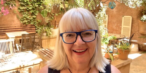 Netzwerktreffen 2024 - Interview mit Online Expertin und Moderatorin Doris Schuppe: "Ich freue mich immer sehr, Leute mal wieder in der physischen Welt sehen und drücken zu dürfen"