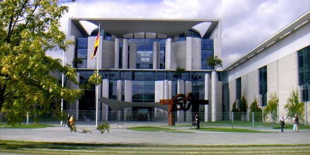 Gespräch im Kanzleramt über faire Krankenkassen- und Pflegebeiträge für Selbstständige