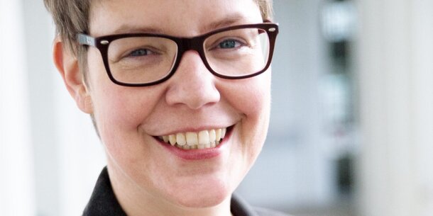 Warum bist du selbstständig? - Cornelia Rüping, Autorencoach und Lektorin: "Freiberuflich arbeiten - mit Sicherheit!"