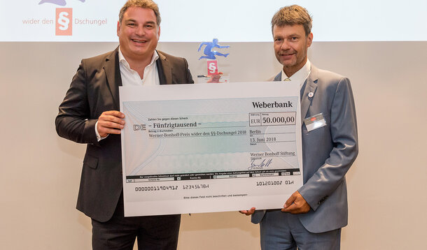 And the winner is... Werner-Bonhoff-Preis geht an Unternehmer aus Neu-Ulm