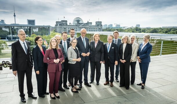 Was die Empfehlungen für uns Selbstständige bedeuten: Bericht der Rentenkommission unter der Lupe
