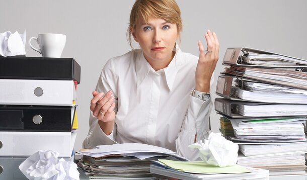 Unklare Prüßmaßstäbe bei DRV Bund und Zoll: Ein Fall, zwei unterschiedliche Bewertungen? 