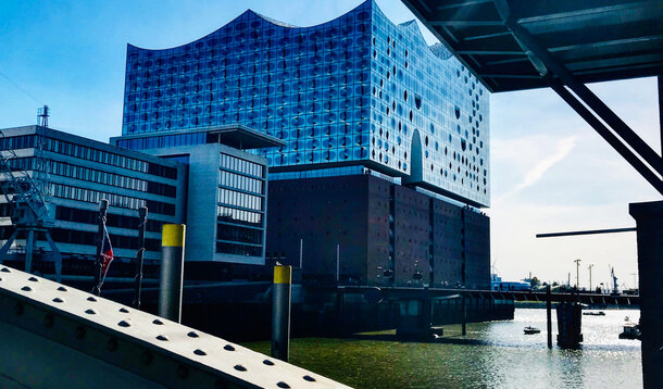 Stammtisch VGSD Hamburg: Über 30 Teilnehmer freuen sich über Expertentipps zu Onlineprodukten