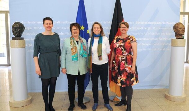 Wirtschaftsministerin Zypries hielt Hof: Frauenpower-Abend im BMWi