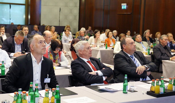 Bericht: VGSD auf vbw-Podium "Strategie für einen nachhaltigen Bürokratieabbau"