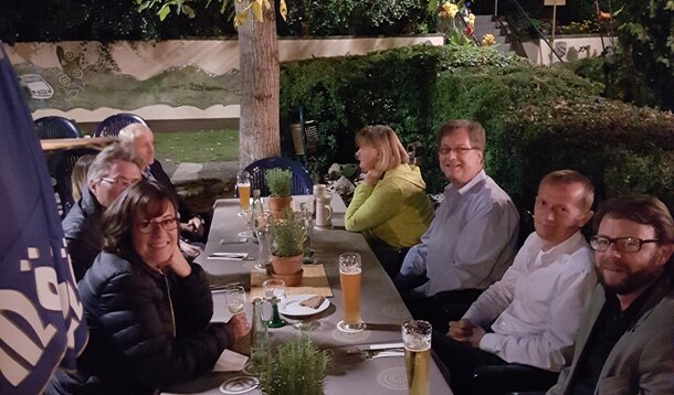 Mit gutem Essen unter freiem Himmel: VGSD-Stammtisch in Nürnberg