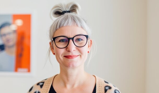 Who-is-who: Carina Bach