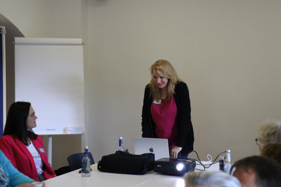 Tolle Gespräche rund um WordPress und KI bei unserem Barcamp!