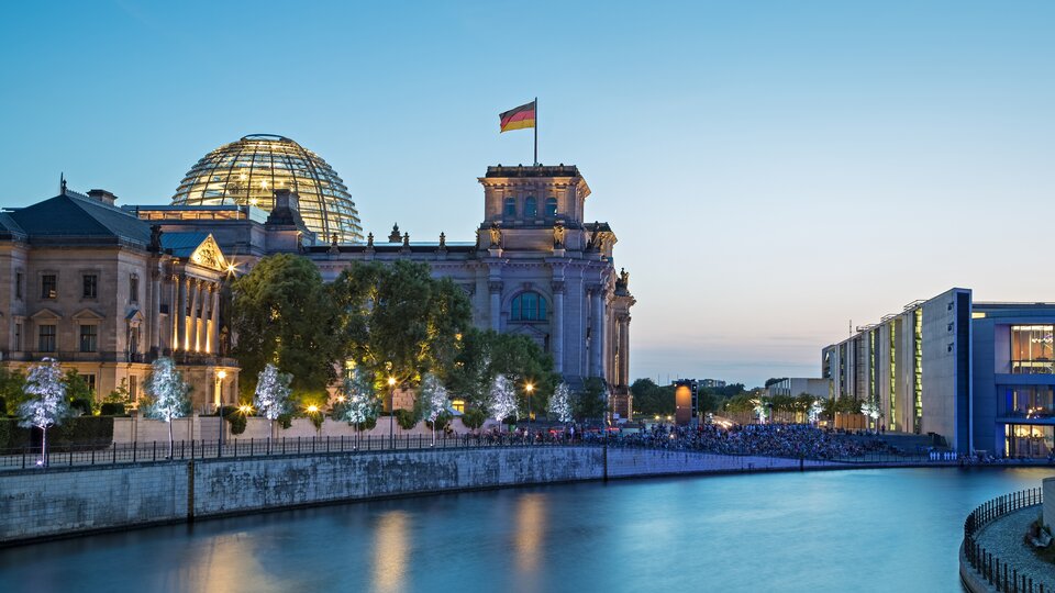 Ob in Berlin oder den Bundesländern: Als VGSD setzen wir uns für faire Rahmenbedingungen für Selbstständige ein. 