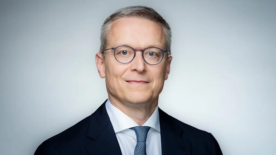 Karsten Wildberger ist Bundesminister für Digitales und Staatsmodernisierung und koordiniert die Bürokratieabbau-Maßnahmen der Regierung.