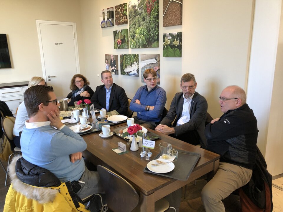 Reger Austausch unter der Teilnehmern beim VGSD-Frühstück in Osnabrück;