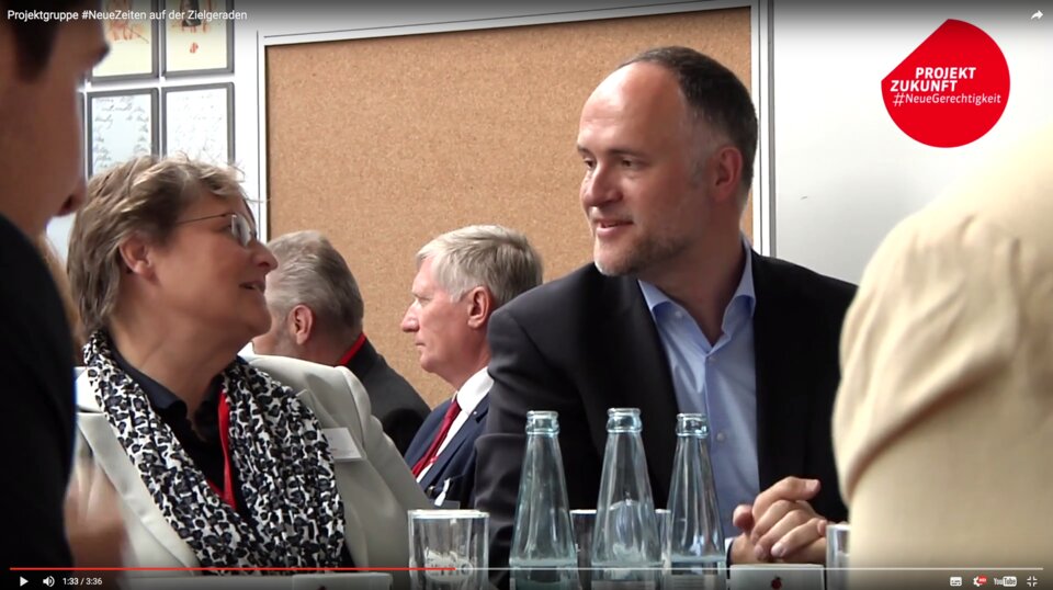 Dr. Marei Strack mit Andreas Lutz bei SPD-Veranstaltung (Screenshot)